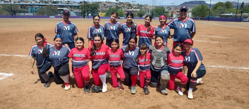 Meny Mora, Mi Mane y Mineritas, pegan primero en playoffs del softbol femenil&nbsp;Parral