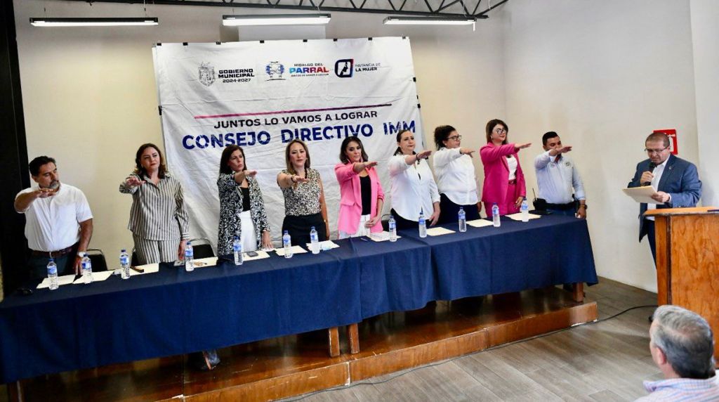 Preside Salvador Calderón toma de protesta del Consejo Directivo del Instituto Municipal de la&nbsp;Mujer