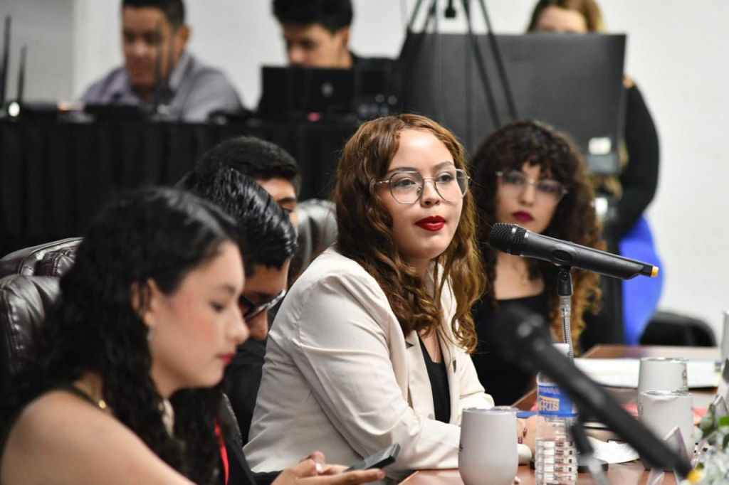 Gobierno de Parral realiza con éxito la primera sesión de Cabildo Joven&nbsp;2025