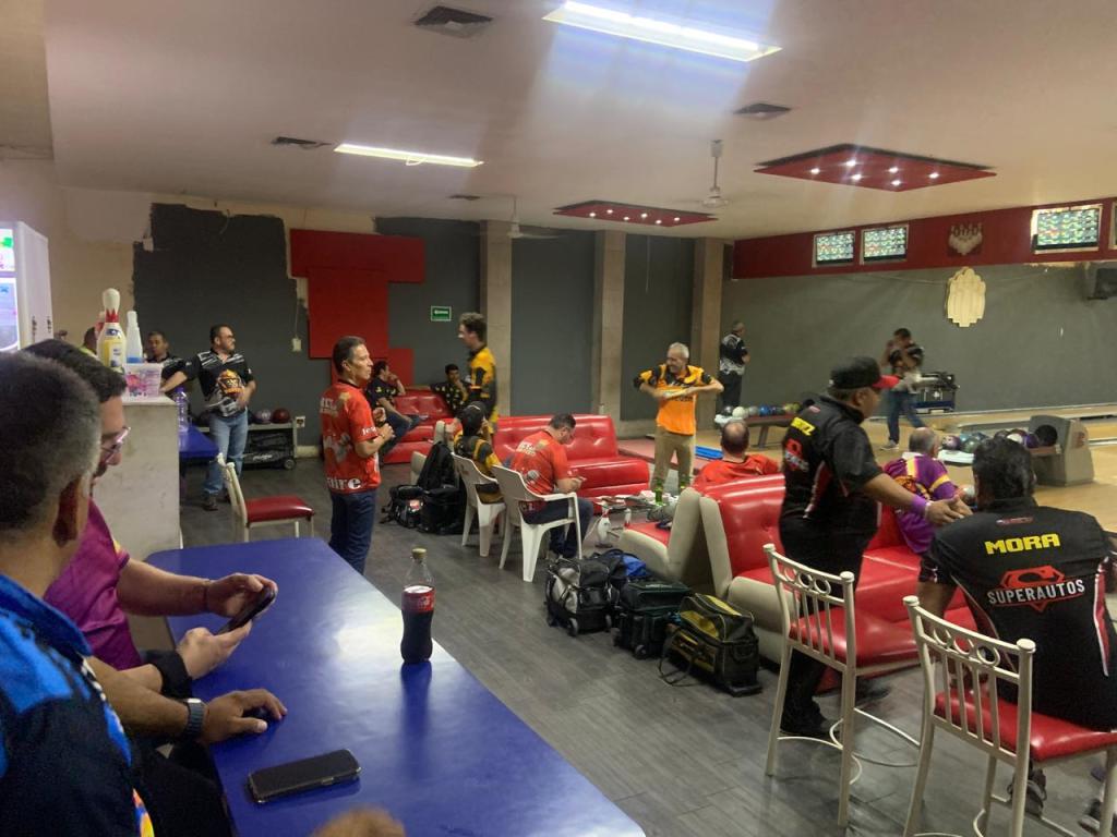 Salió con triunfo Multillantas Chávez en boliche de los&nbsp;lunes