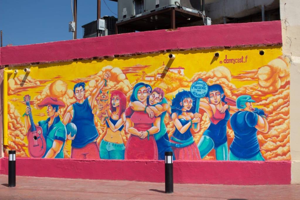 Parral honra a su juventud con el mural “El Futuro Es Hoy” en el Corredor&nbsp;Turístico
