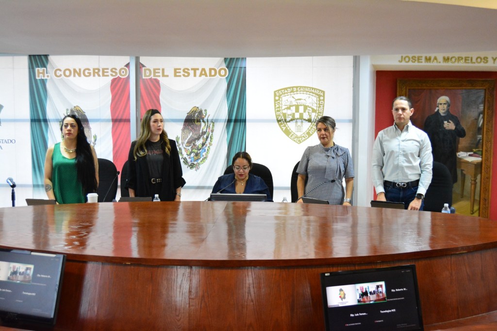 Escuelas no deben limitar inscripciones por temporalidad o vigencia de documentación:&nbsp;Congreso