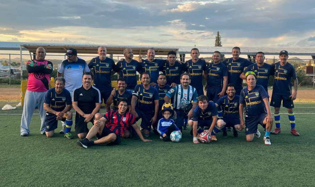 El Maderal y Soluciones Eléctricas a la final de futbol veteranos 40 años y&nbsp;más