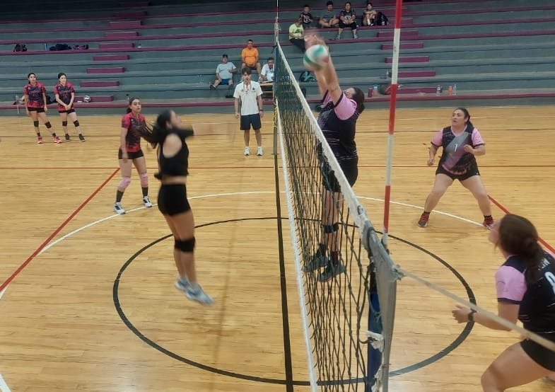 Ganó Club Cimarrones en voleibol municipal&nbsp;femenil