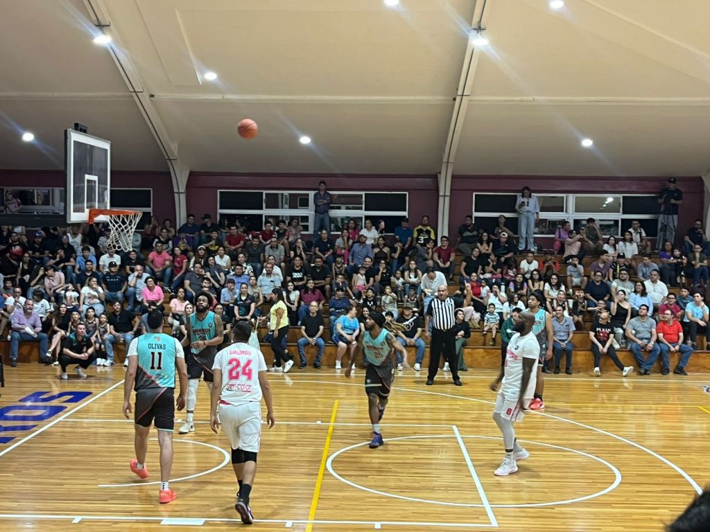 Sherwood Brown y Deionte Simmons, los mejores de Mineros de Parral en la LBE&nbsp;2025