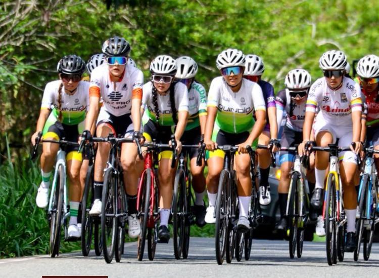 Gobierno de Parral reconoce a la ciclista Alexa Pérez por sus triunfos internacionales en&nbsp;Colombia