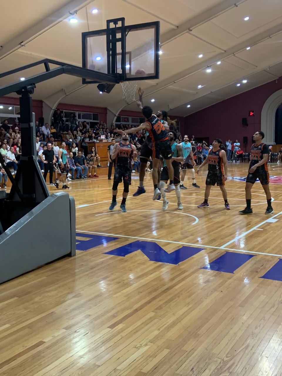 Mineros de Parral, segundo a la ofensiva y primero a la defensiva en la LEB&nbsp;2025