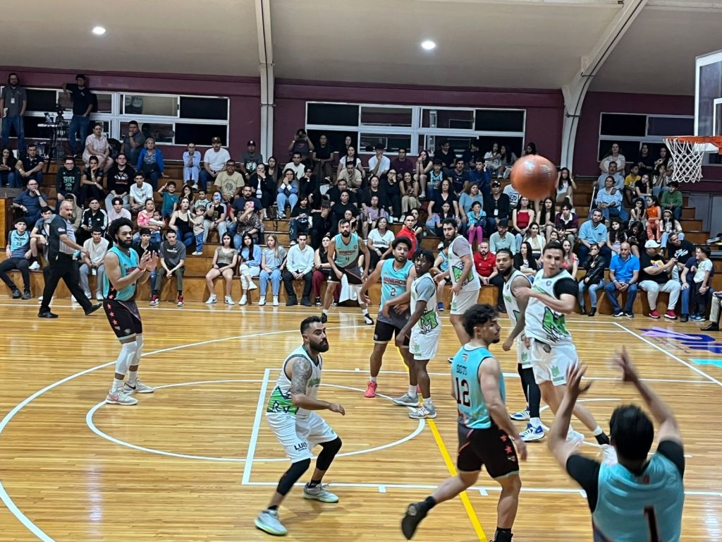 Llegó la décima victoria consecutiva de Mineros en la LEB&nbsp;2025