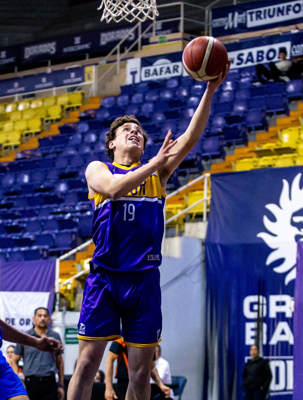 ¡Triunfo Dorado! La UACh doma a los Leones Anáhuac Xalapa–El conjunto chihuahuense se impone al son de 86-75 en la Liga&nbsp;ABE