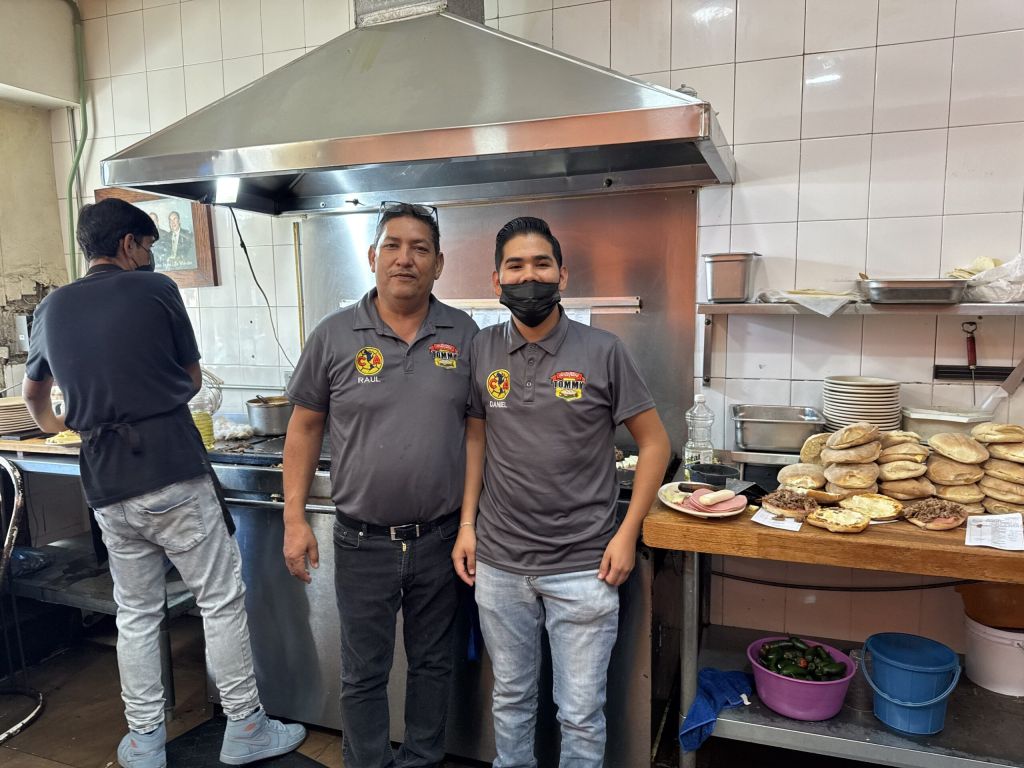 “Antojitos Tommy”, casi tres décadas de sabor y tradición en&nbsp;Parral