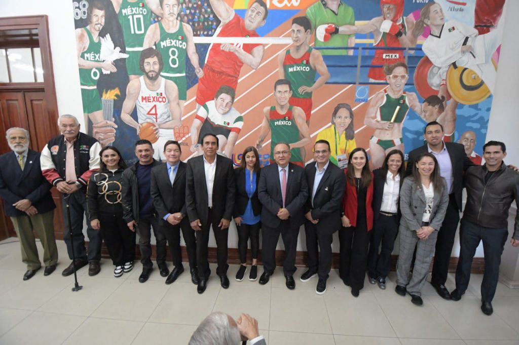 Develan mural de Olímpicos Chihuahuenses Universitarios en Rectoría de la&nbsp;UACH