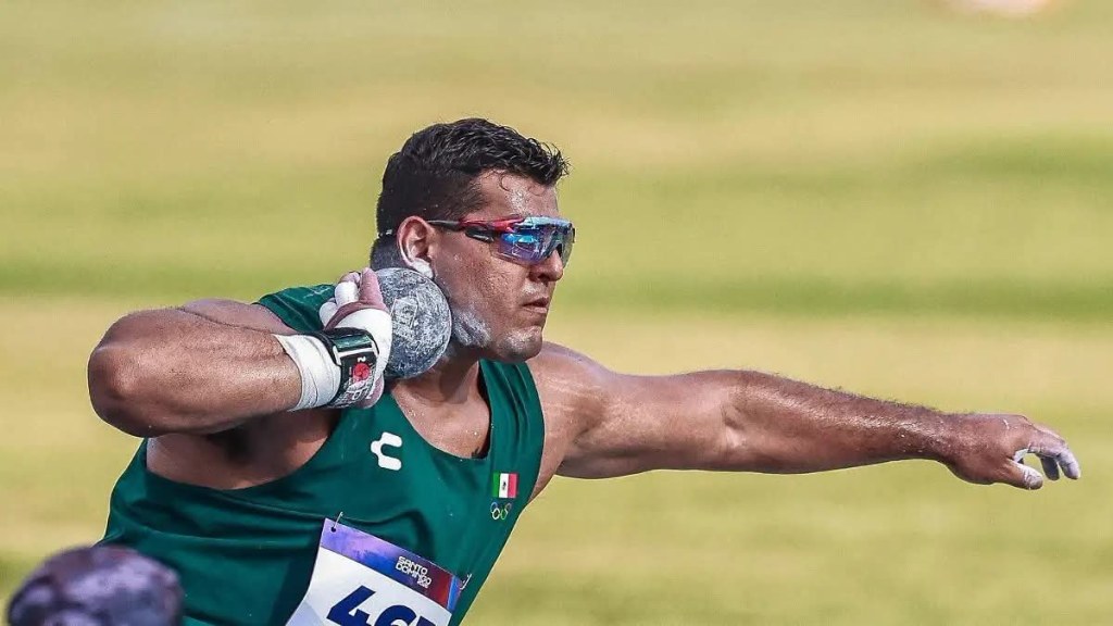 Uziel Muñoz levanta la mano por otro Premio Estatal del Deporte