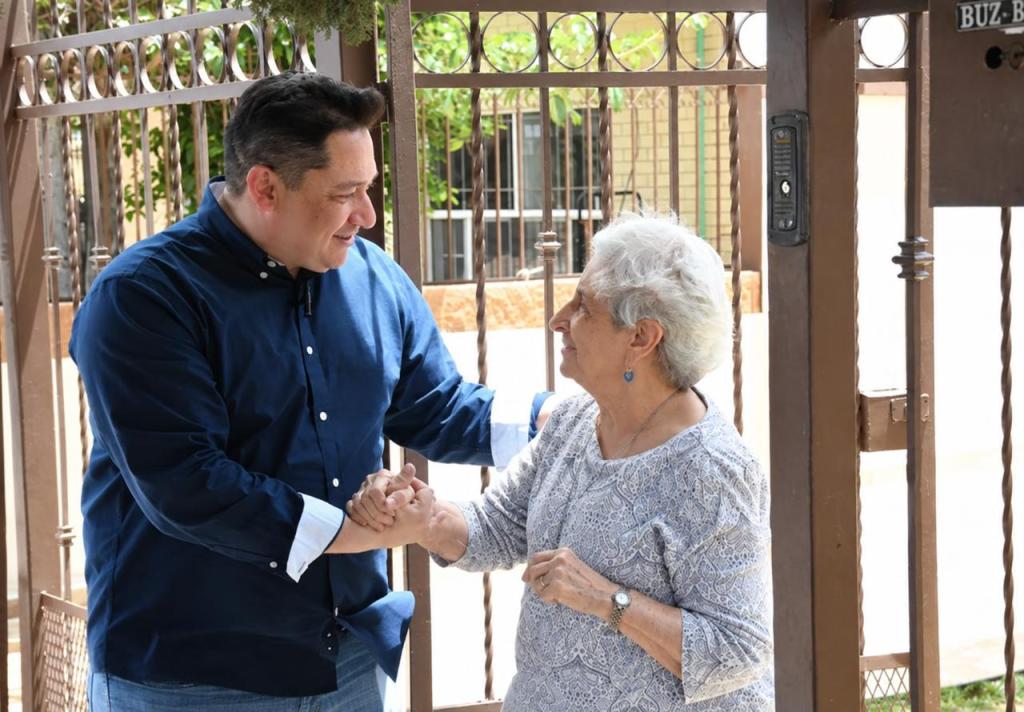 “Cuidar a quien te cuidó”: Con iniciativa busca Alfredo Chávez proteger a madres y padres en la&nbsp;vejez