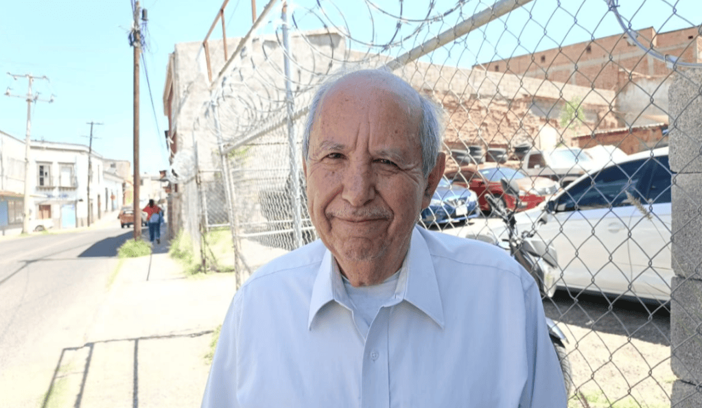Químico Luis Mario Armendáriz, seis décadas de historia y servicio en Parral